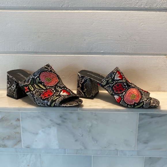 Jeffrey Campbell Floral Snake Embossed Mules Size 8 - Picture 4 of 11